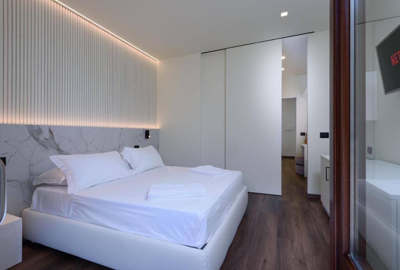 Albergo Auralba ซานวิโต โลคาโป ภายนอก รูปภาพ