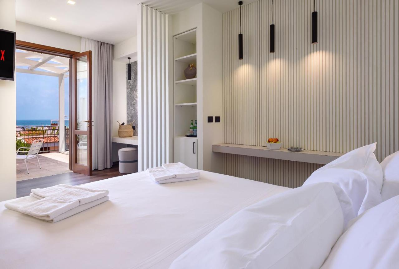 Albergo Auralba ซานวิโต โลคาโป ภายนอก รูปภาพ