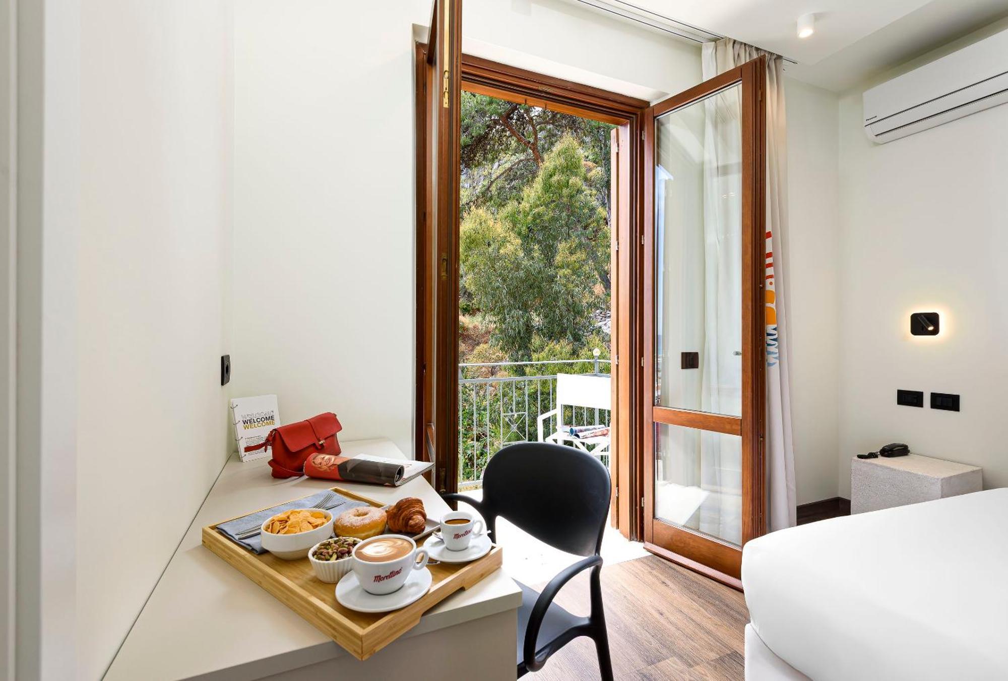 Albergo Auralba ซานวิโต โลคาโป ภายนอก รูปภาพ